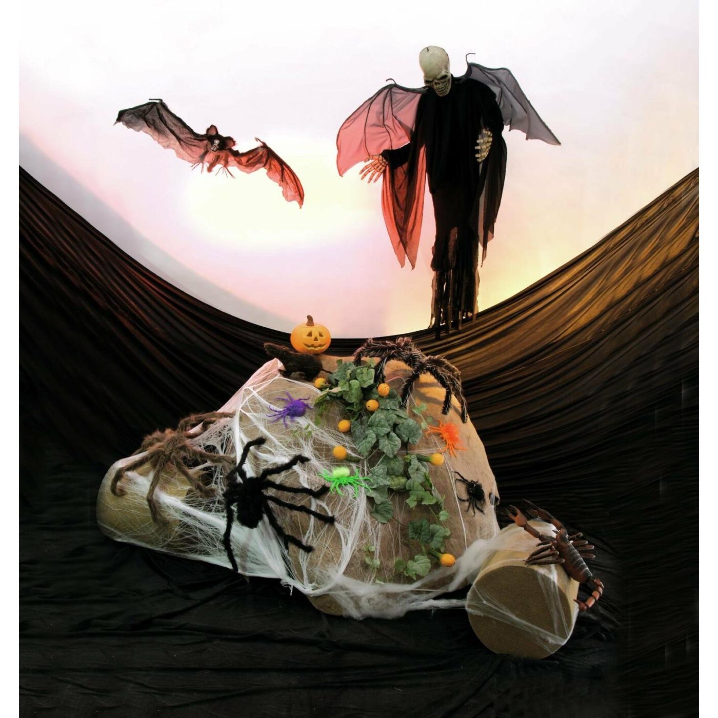 EUROPALMS Bat with ca 120 cm wing spread - Image 3